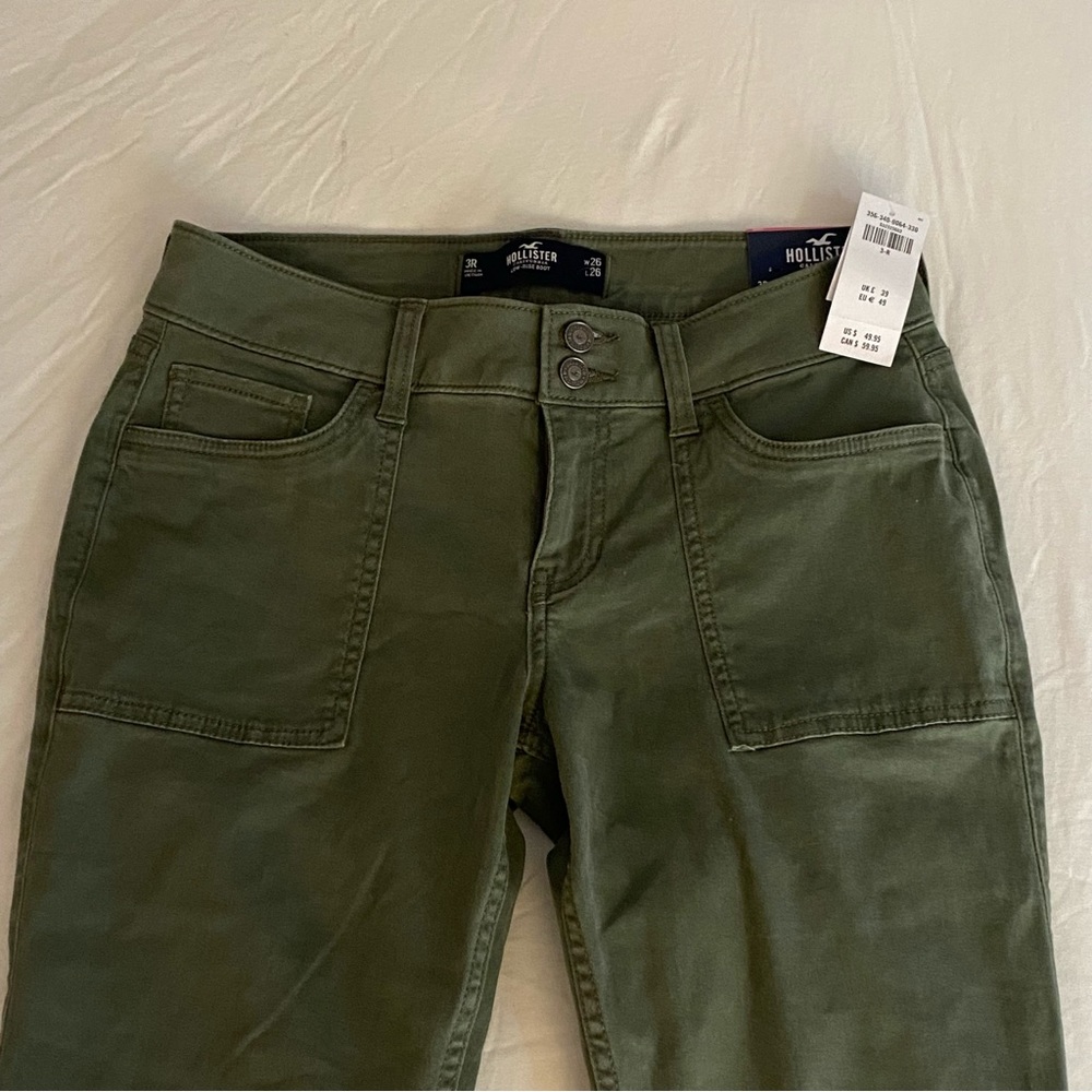 NWT Hollister Low Rise Bootcut Army Green Y2K Cargo Flare Pants